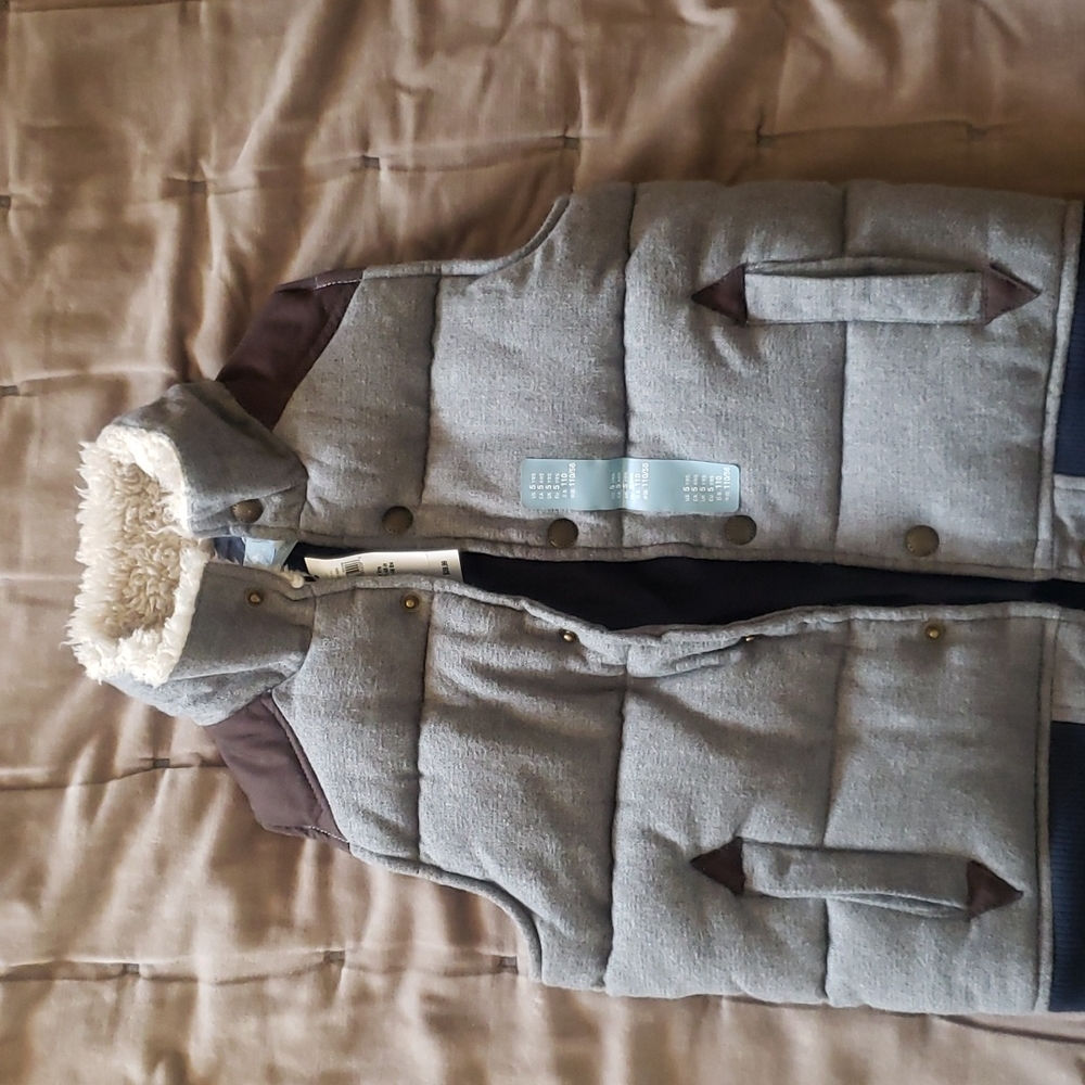 Gap Vest